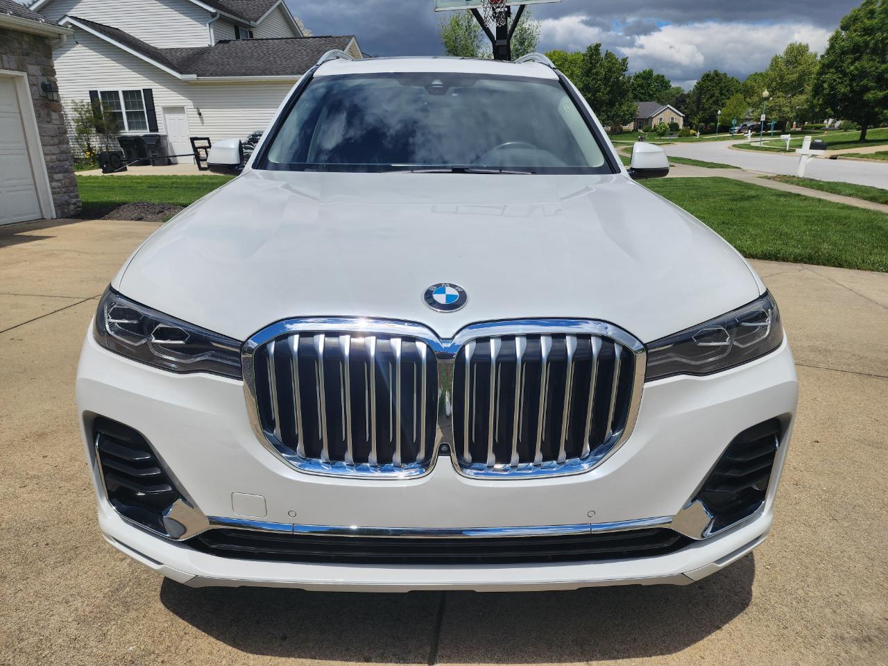 BMW X7 xDrive40i Sports Activity Vehicle 2019