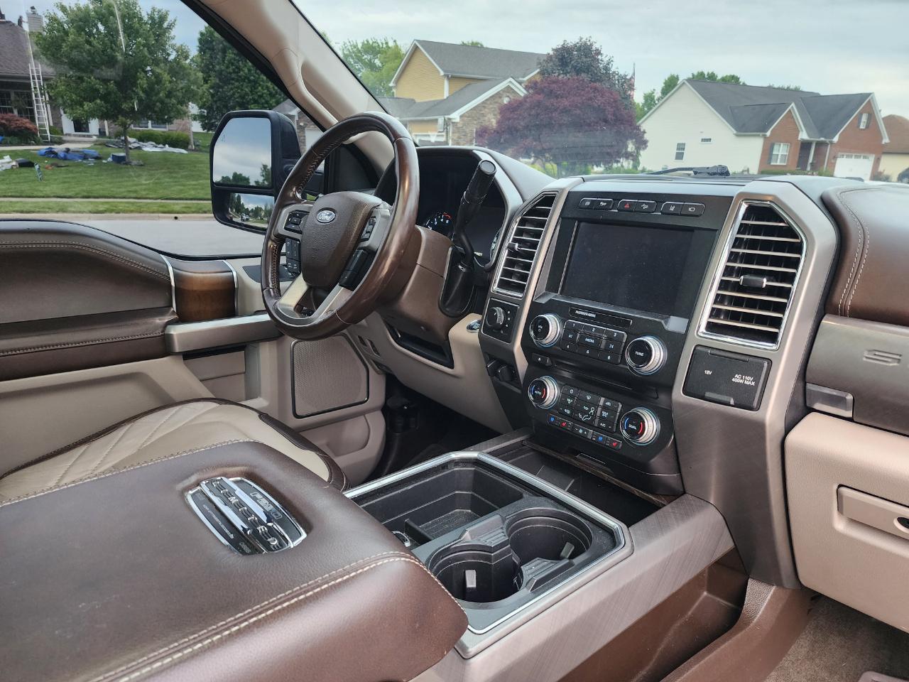 Ford Super Duty F-250 SRW Limited 4WD Crew Cab 6.75' Box 2018