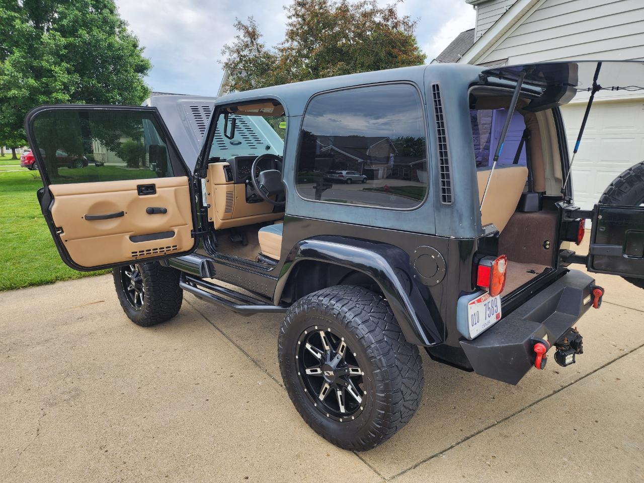 Jeep Wrangler 2dr Sahara 2001