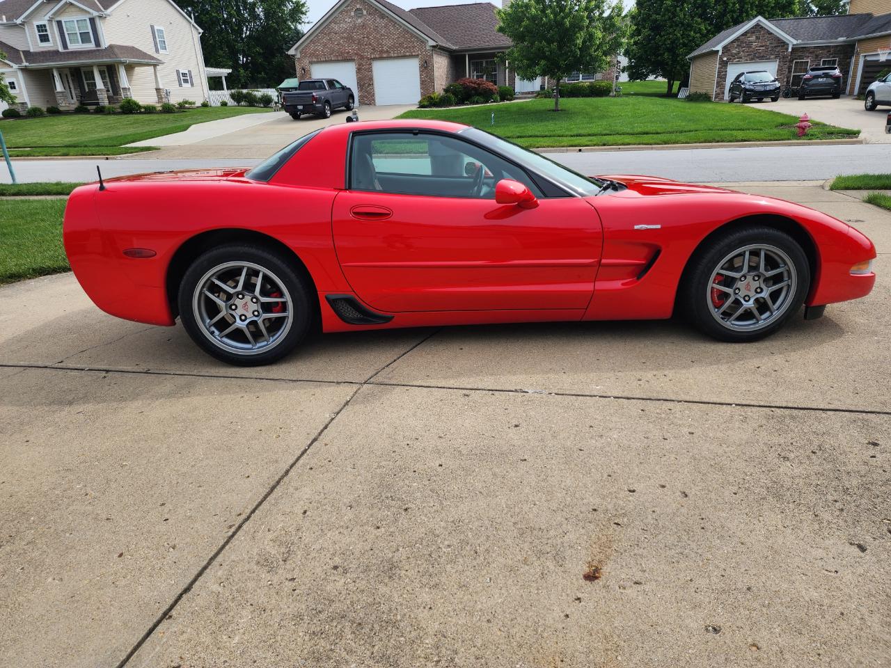 Chevrolet Corvette 2dr Z06 Hardtop 2001