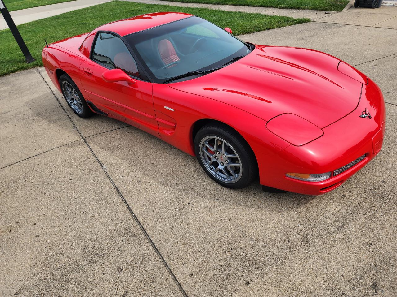Chevrolet Corvette 2dr Z06 Hardtop 2001