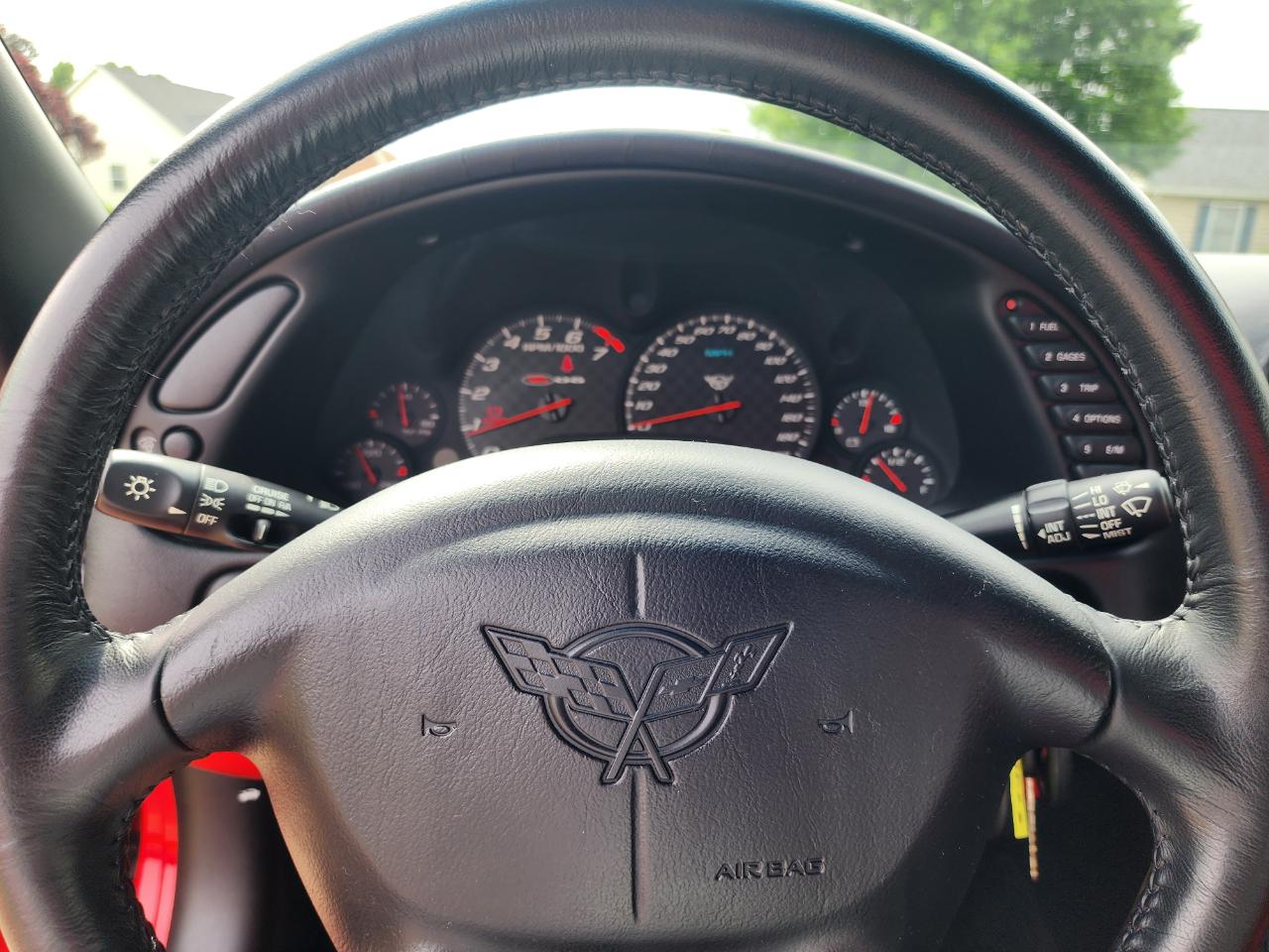 Chevrolet Corvette 2dr Z06 Hardtop 2001