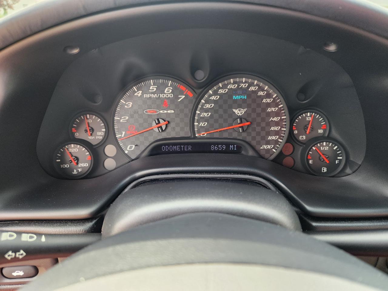 Chevrolet Corvette 2dr Z06 Hardtop 2001