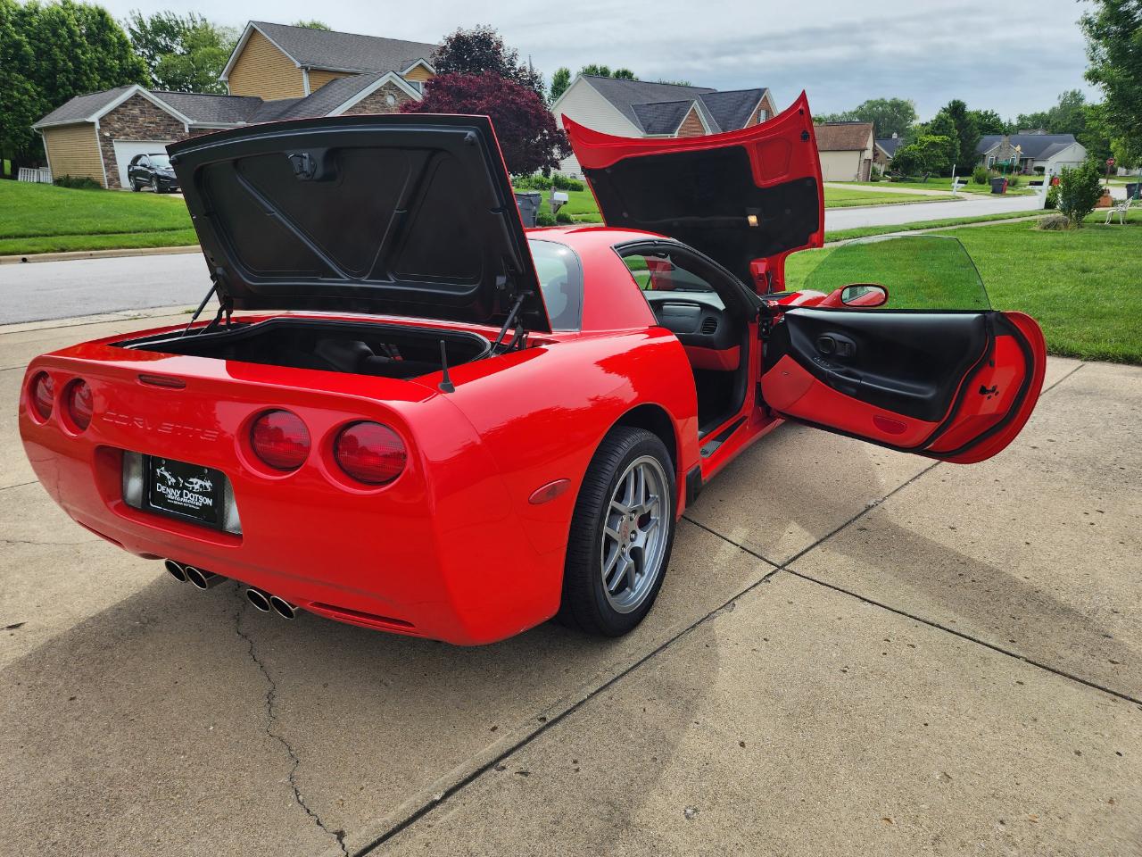 Chevrolet Corvette 2dr Z06 Hardtop 2001