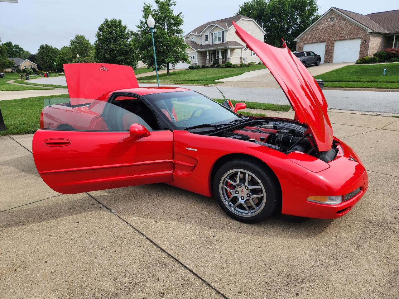 Chevrolet Corvette 2dr Z06 Hardtop 2001