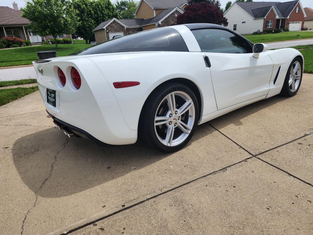 Chevrolet Corvette 2dr Cpe w/2LT 2009