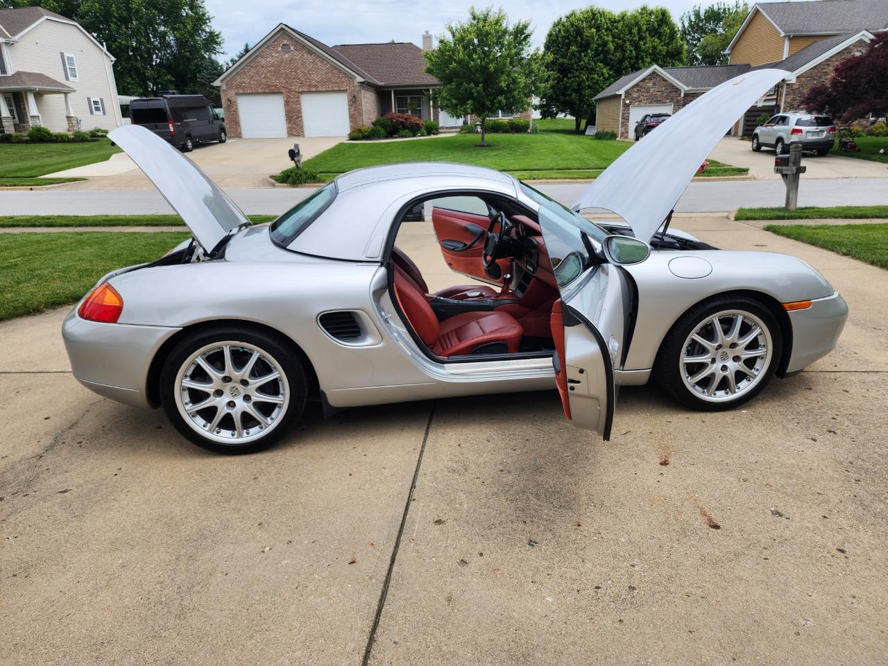 Porsche Boxster 2dr Roadster Manual 1997