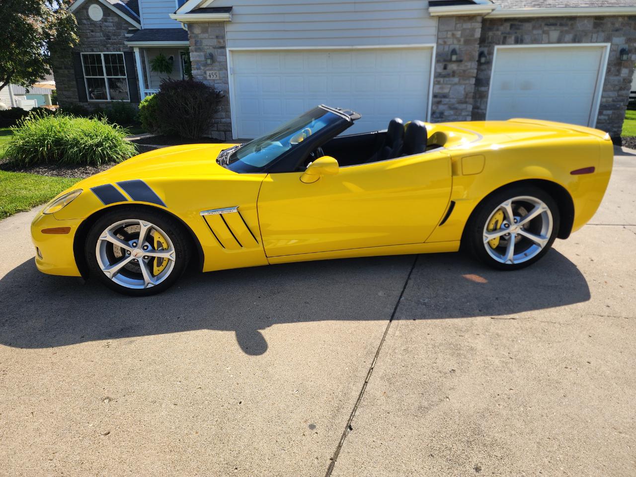 Chevrolet Corvette 2dr Conv Z16 Grand Sport w/1LT 2011