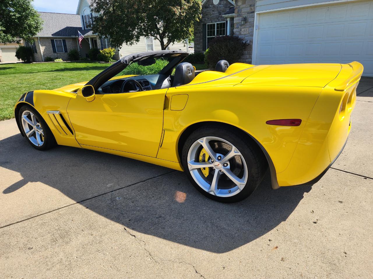 Chevrolet Corvette 2dr Conv Z16 Grand Sport w/1LT 2011