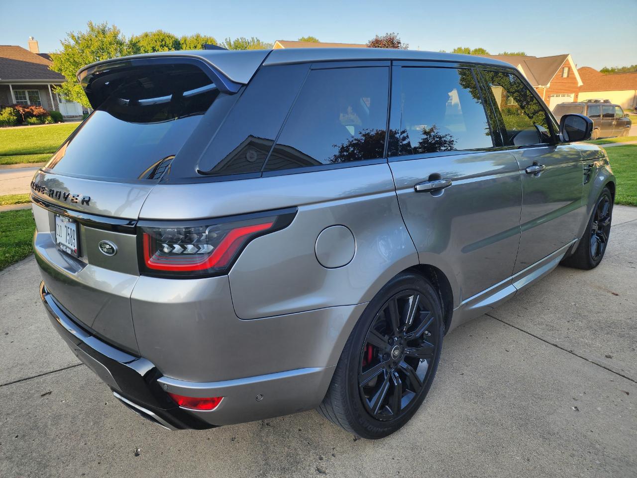 Land Rover Range Rover Sport Turbo i6 MHEV HST 2021