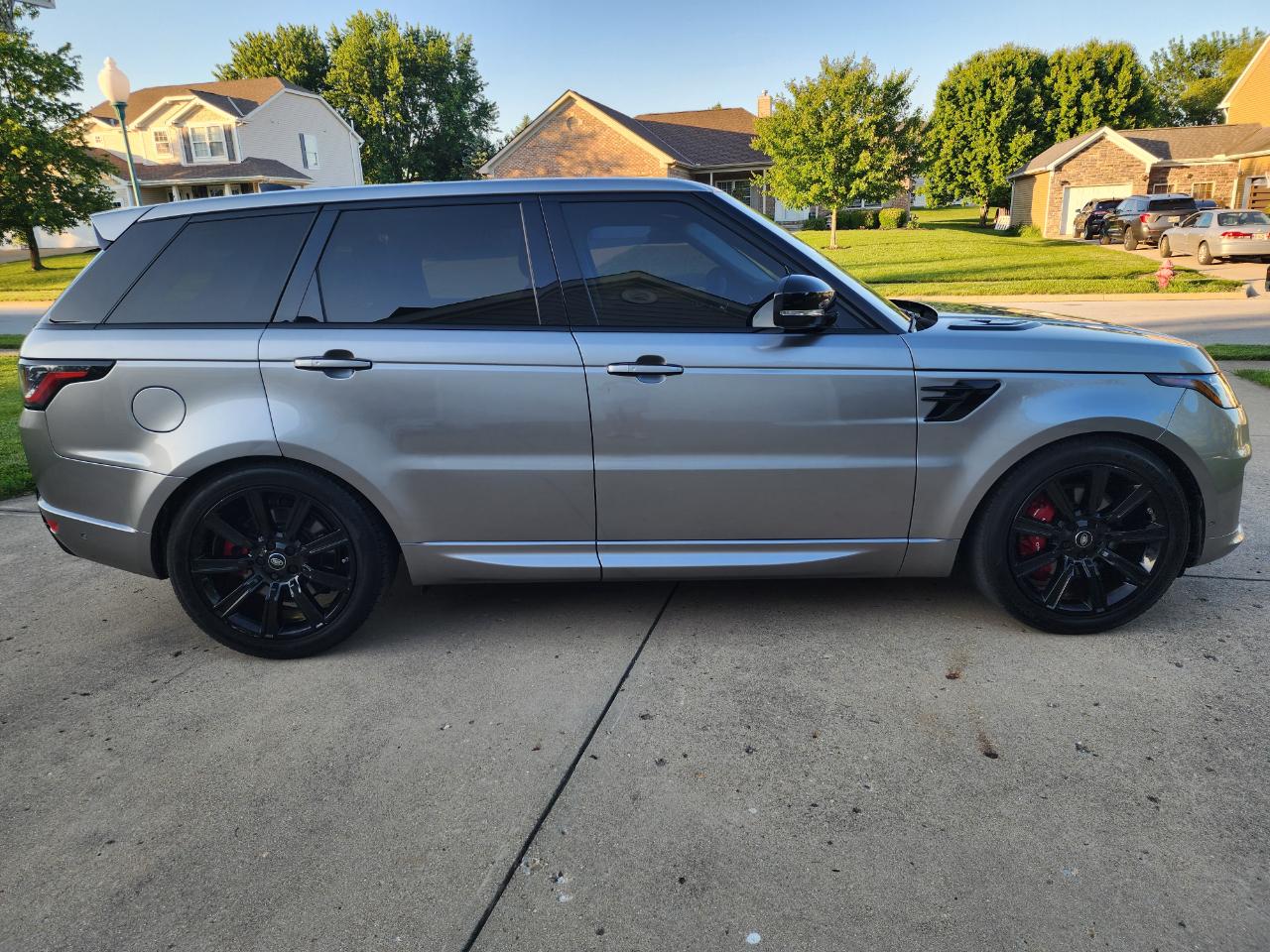 Land Rover Range Rover Sport Turbo i6 MHEV HST 2021