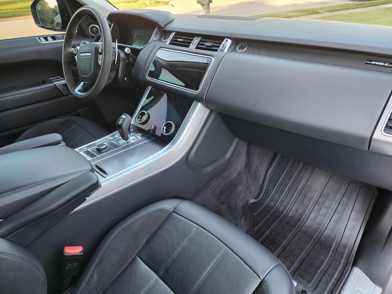 Land Rover Range Rover Sport Turbo i6 MHEV HST 2021