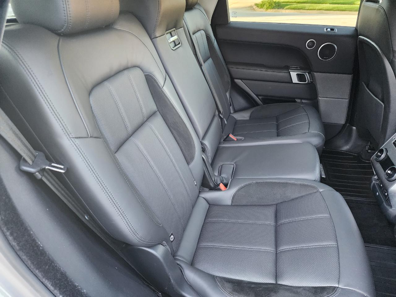 Land Rover Range Rover Sport Turbo i6 MHEV HST 2021
