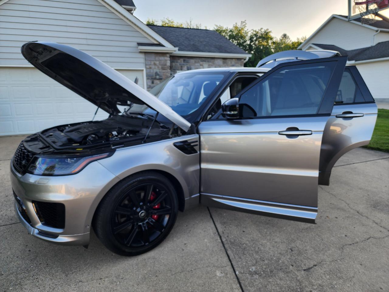 Land Rover Range Rover Sport Turbo i6 MHEV HST 2021