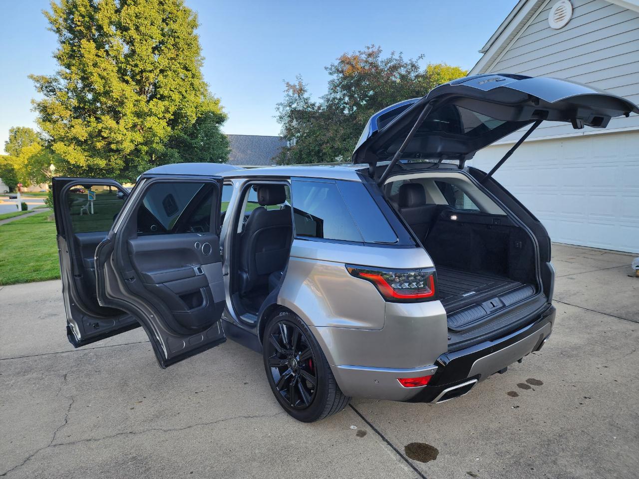Land Rover Range Rover Sport Turbo i6 MHEV HST 2021