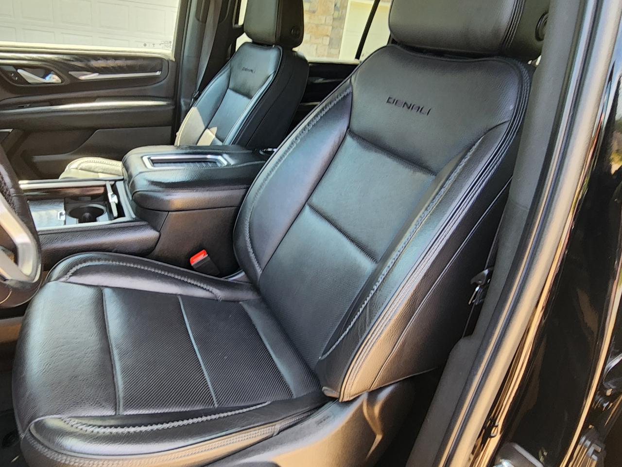 GMC Yukon XL 4WD 4dr Denali 2022