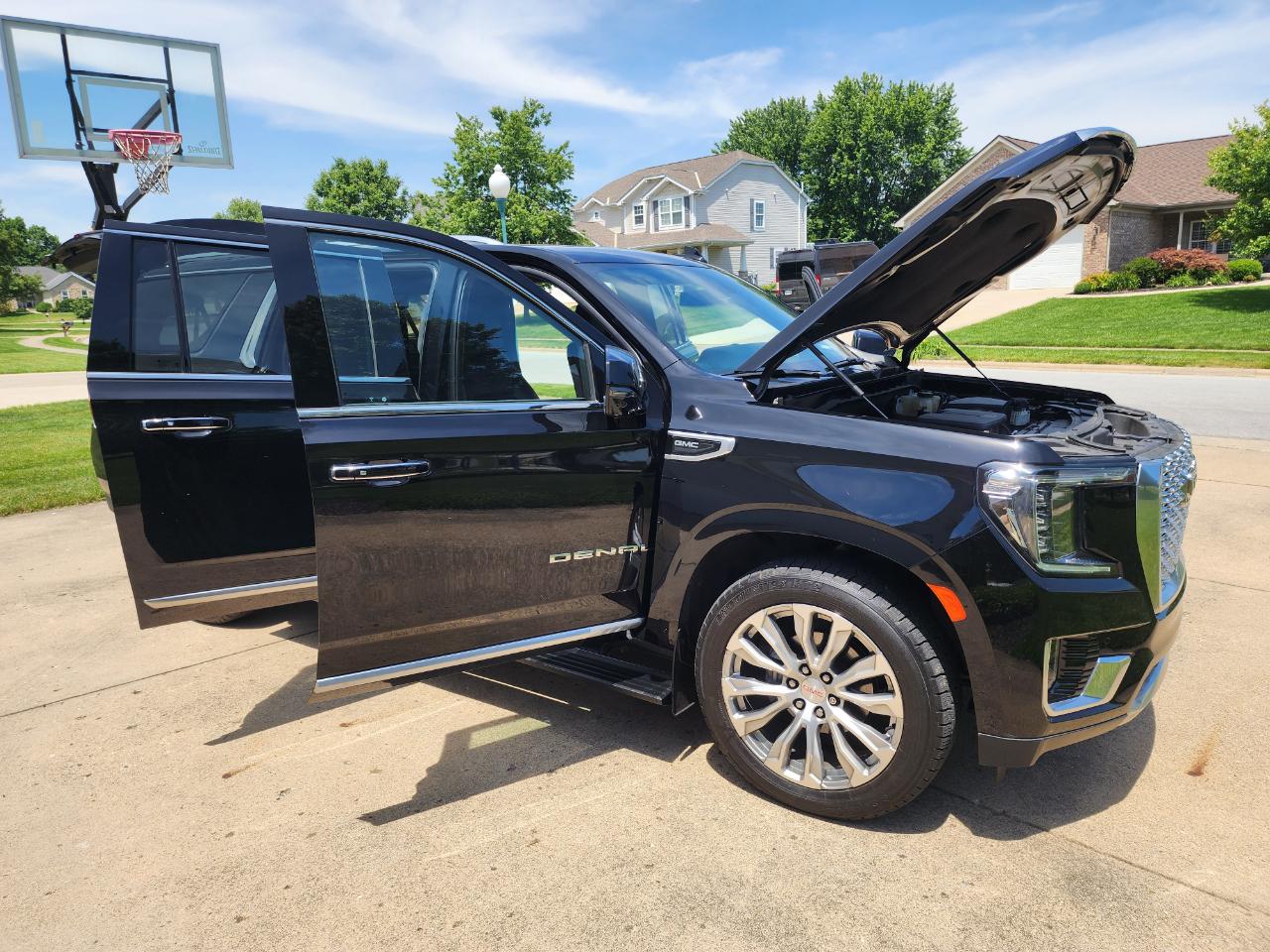 GMC Yukon XL 4WD 4dr Denali 2022