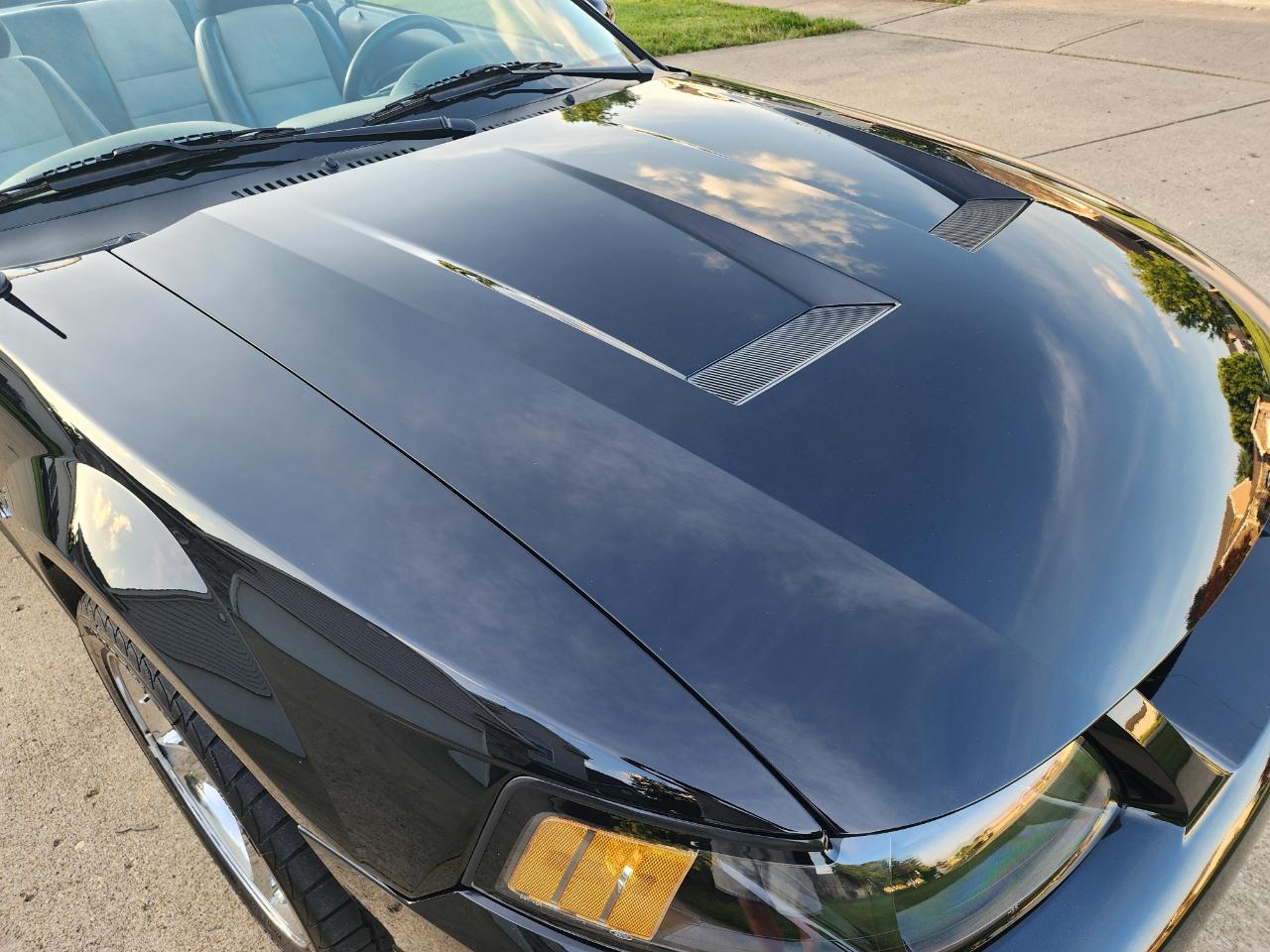 Ford Mustang 2dr Conv SVT Cobra 2003