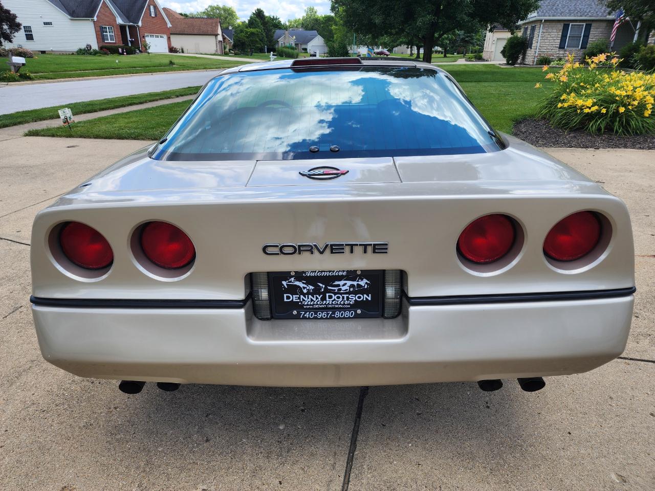 Chevrolet Corvette 2dr Hatchback 1987