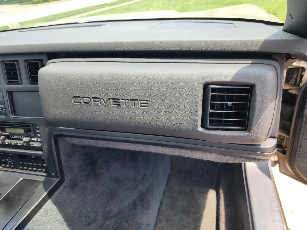 Chevrolet Corvette 2dr Hatchback 1987