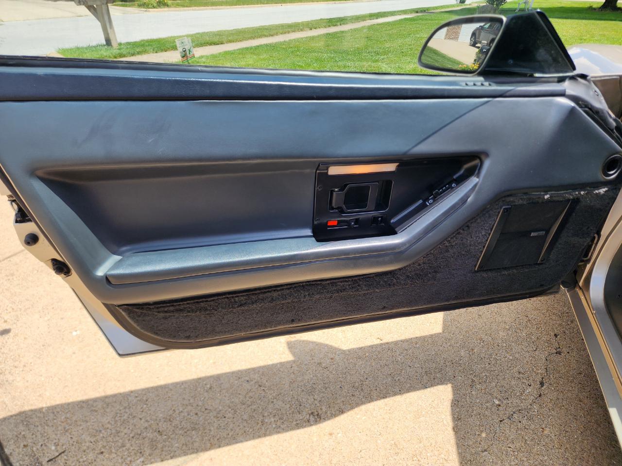 Chevrolet Corvette 2dr Hatchback 1987
