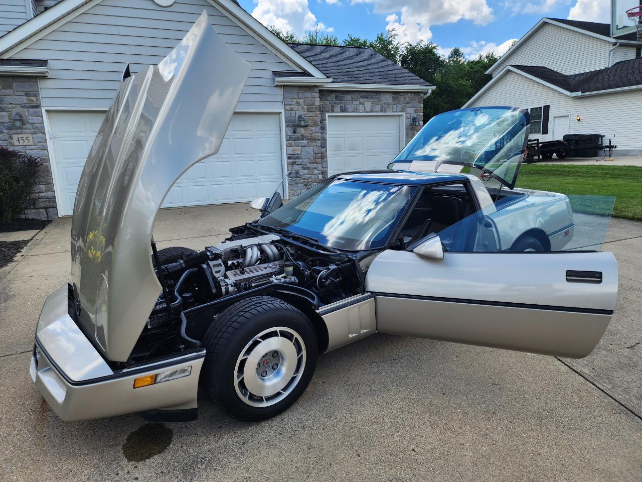 Chevrolet Corvette 2dr Hatchback 1987