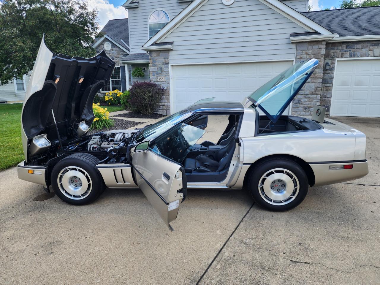 Chevrolet Corvette 2dr Hatchback 1987