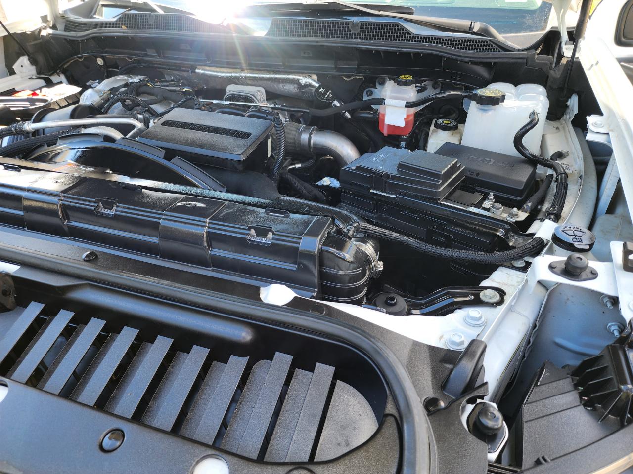 Chevrolet Silverado 2500HD 4WD Crew Cab 159" Custom 2024