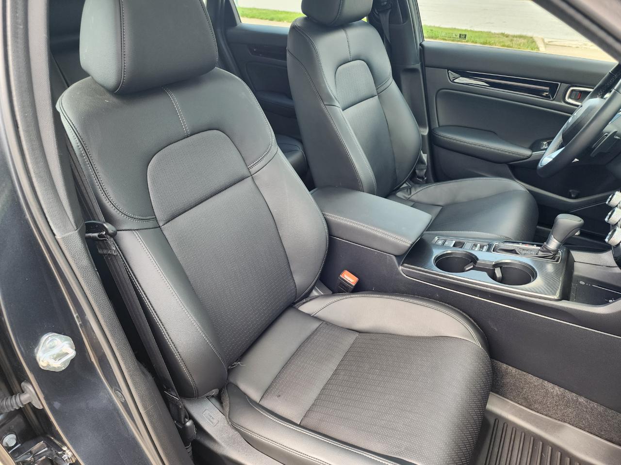 Honda Civic Hatchback Hybrid Sport Touring CVT 2025