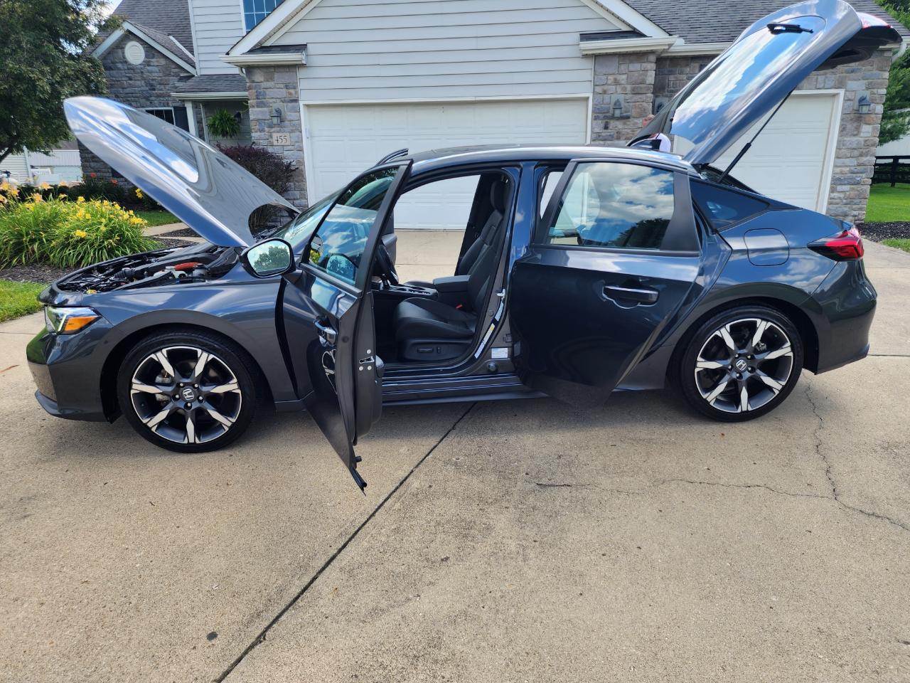 Honda Civic Hatchback Hybrid Sport Touring CVT 2025