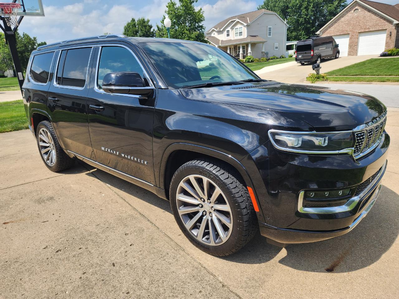 2022 Jeep Grand Wagoneer Series II - Photo 7