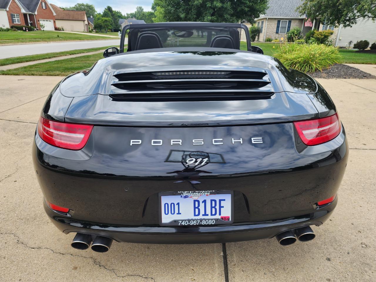 Porsche 911 2dr Cabriolet Carrera 2015