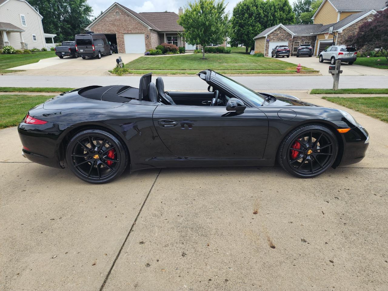 Porsche 911 2dr Cabriolet Carrera 2015