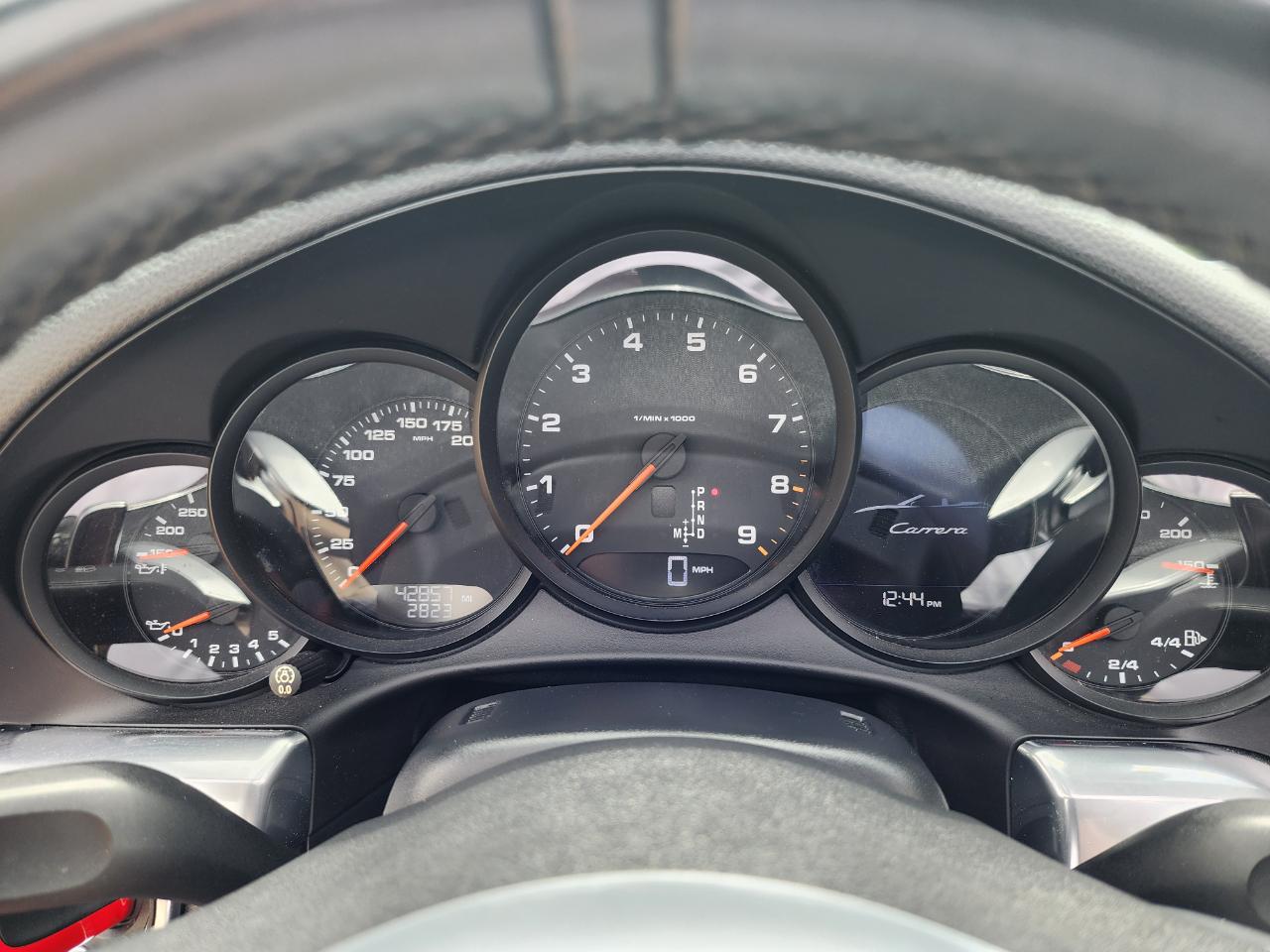 Porsche 911 2dr Cabriolet Carrera 2015