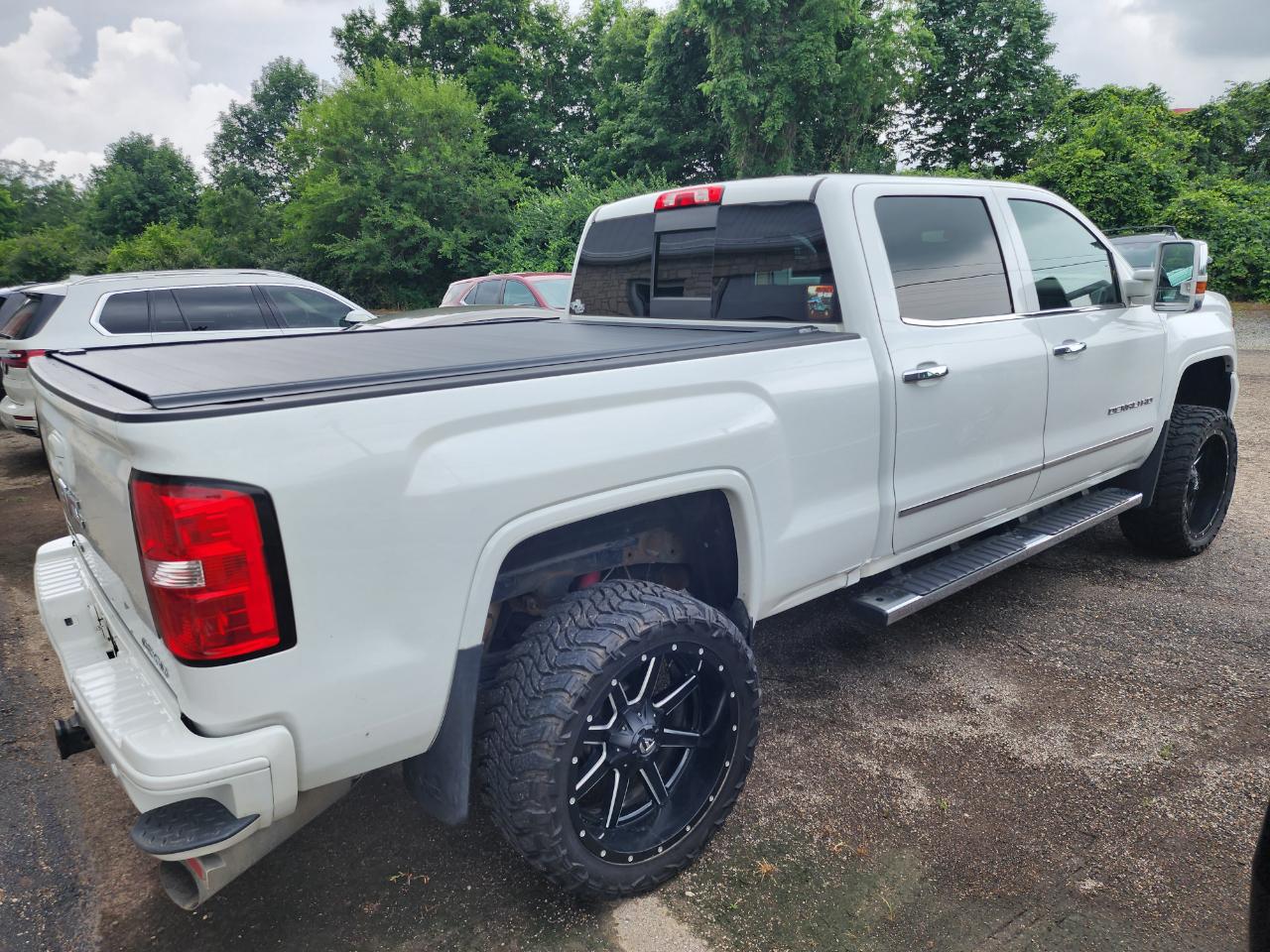 GMC Sierra 2500HD 4WD Crew Cab 153.7" Denali 2018