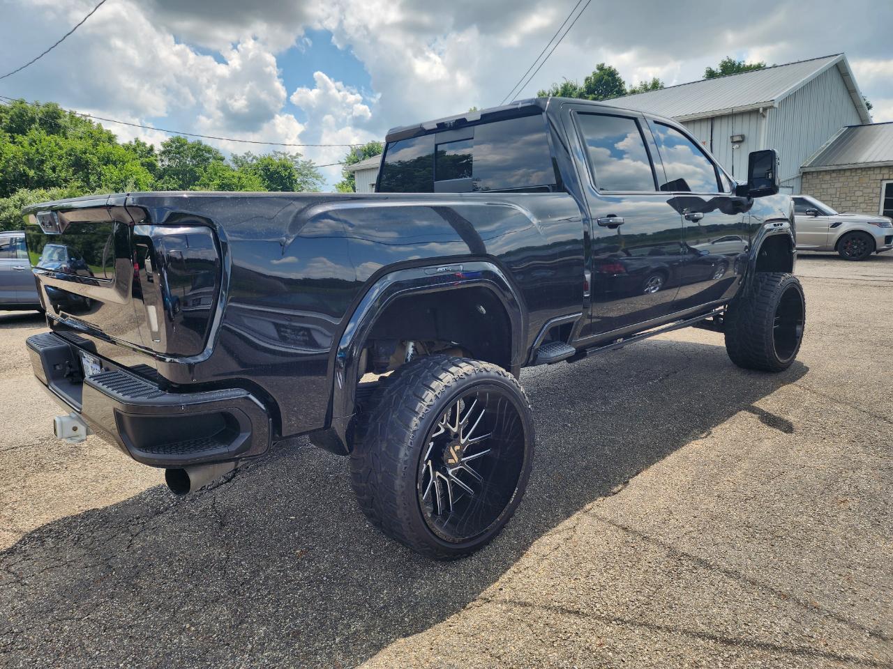 GMC Sierra 3500HD 4WD Crew Cab 159" AT4 2022