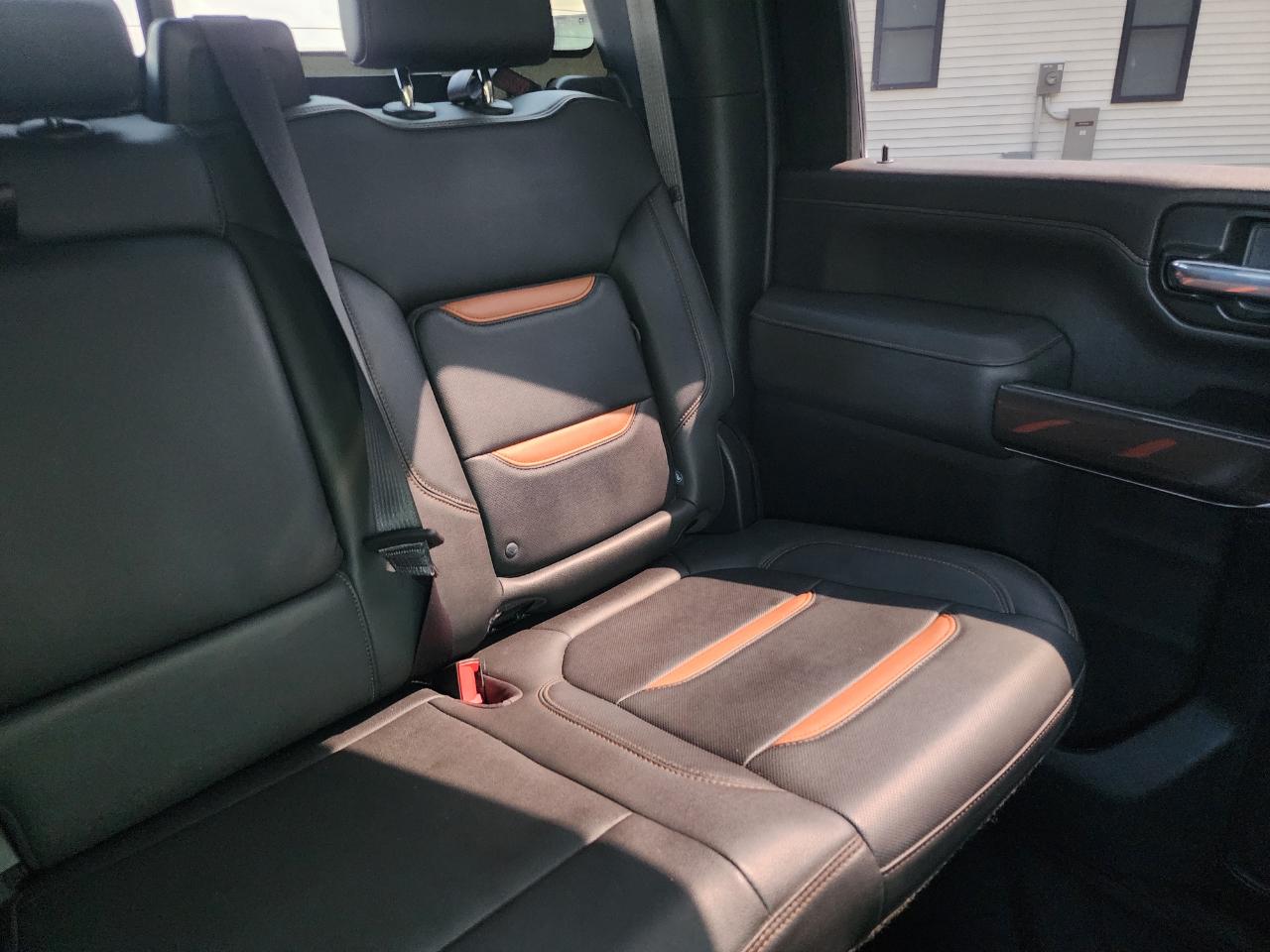 GMC Sierra 3500HD 4WD Crew Cab 159" AT4 2022