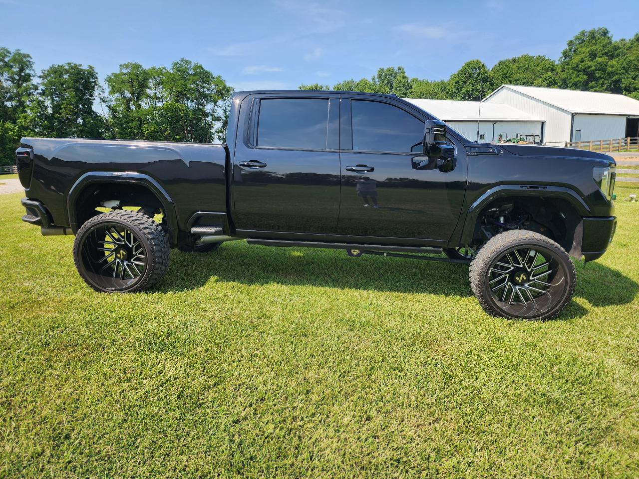 GMC Sierra 3500HD 4WD Crew Cab 159" AT4 2022