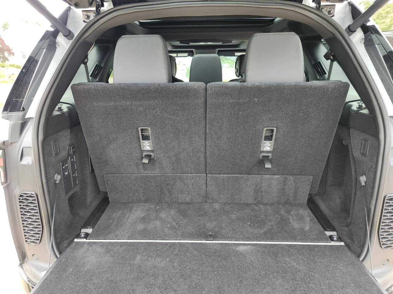 Land Rover Discovery P360 HSE R-Dynamic 2023
