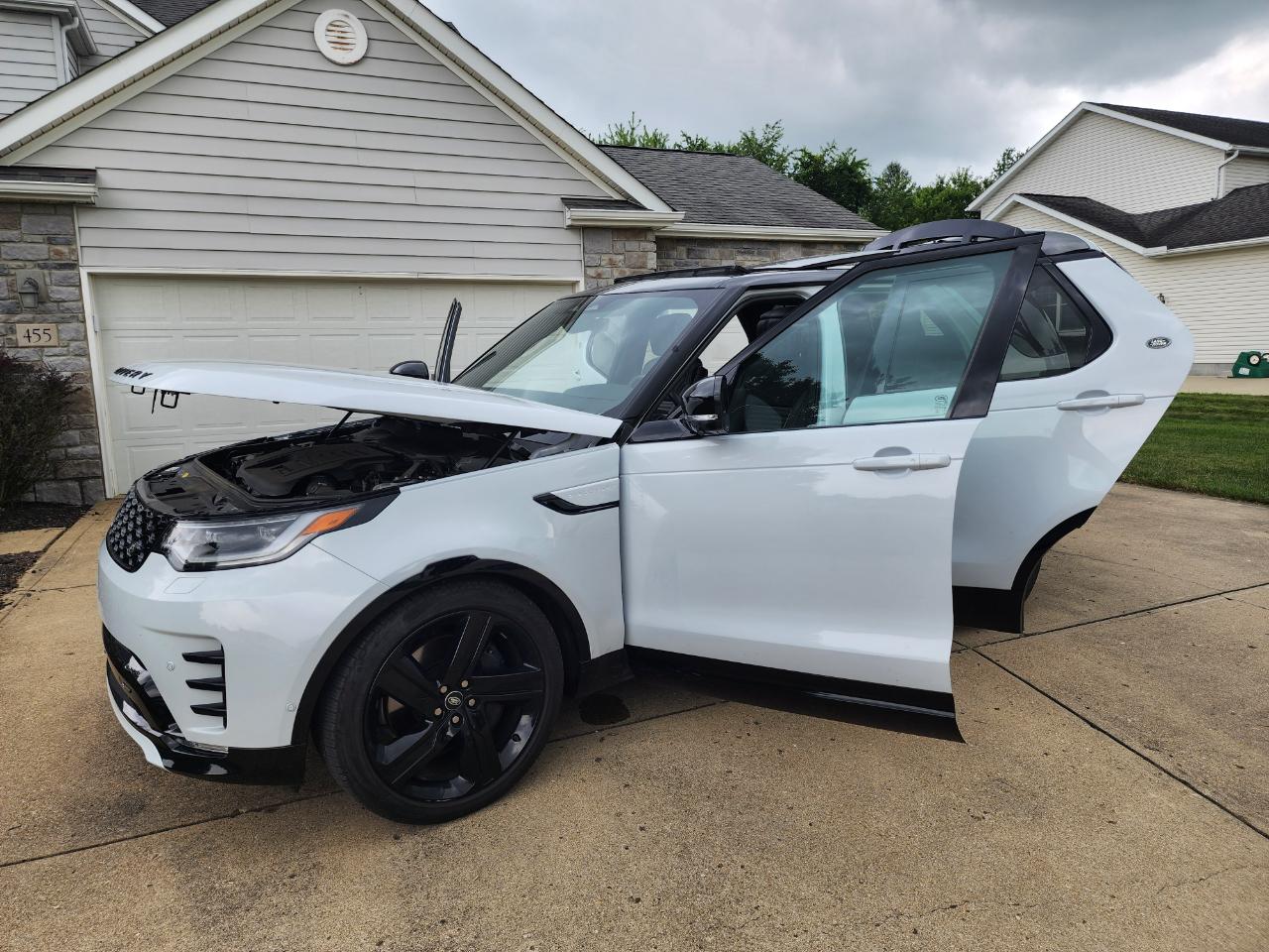 Land Rover Discovery P360 HSE R-Dynamic 2023