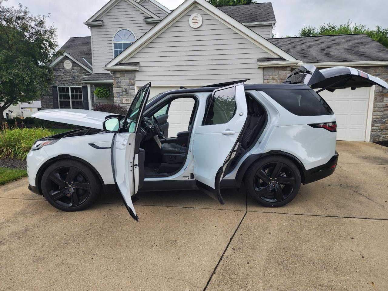 Land Rover Discovery P360 HSE R-Dynamic 2023