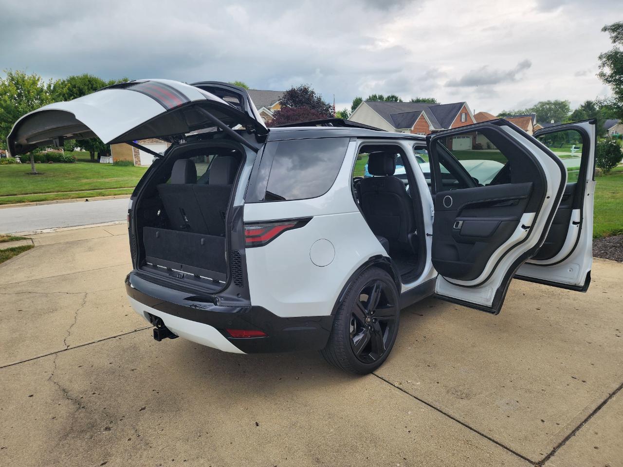 Land Rover Discovery P360 HSE R-Dynamic 2023