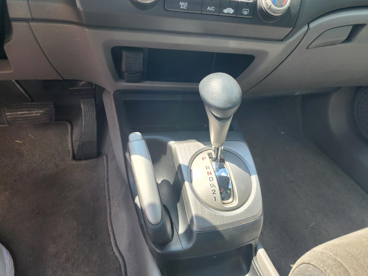Honda Civic Sdn 4dr Auto LX 2008