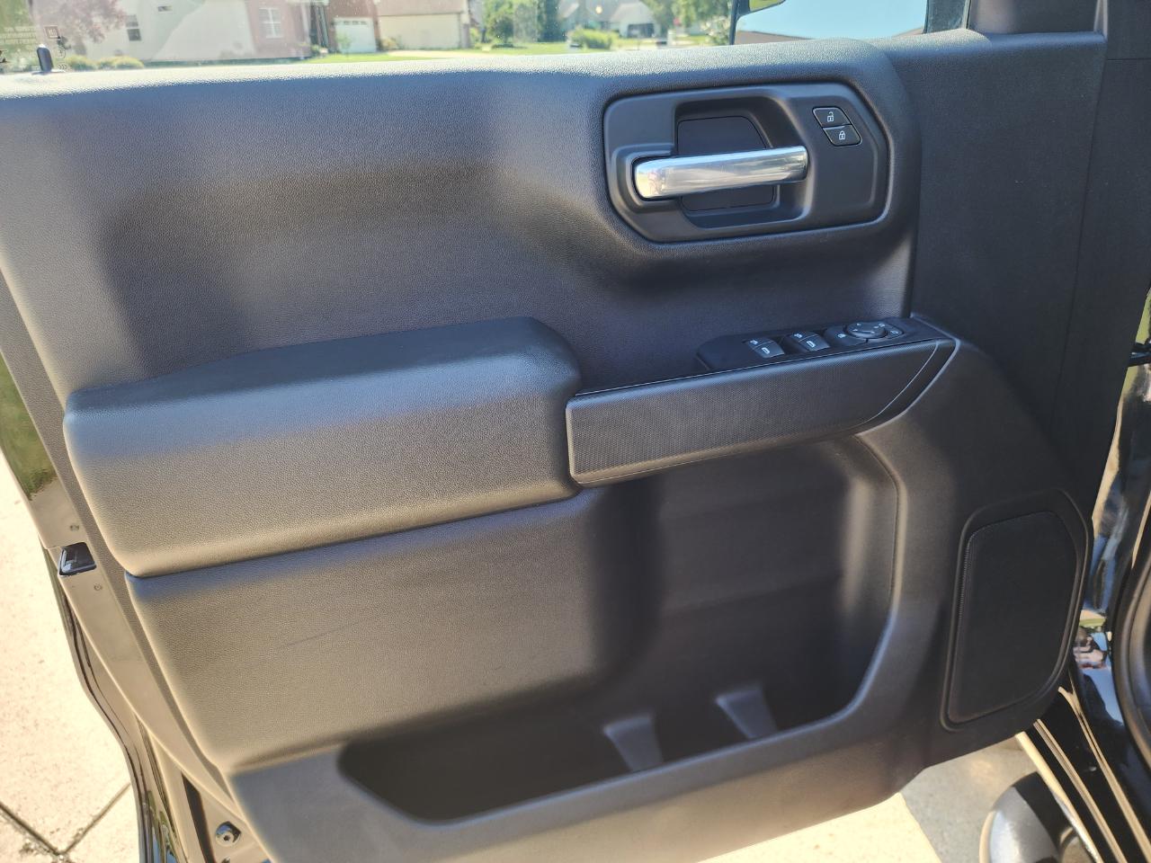 Chevrolet Silverado 1500 4WD Crew Cab 147" Custom Trail Boss 2019