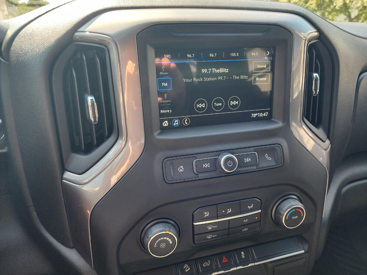 Chevrolet Silverado 1500 4WD Crew Cab 147" Custom Trail Boss 2019