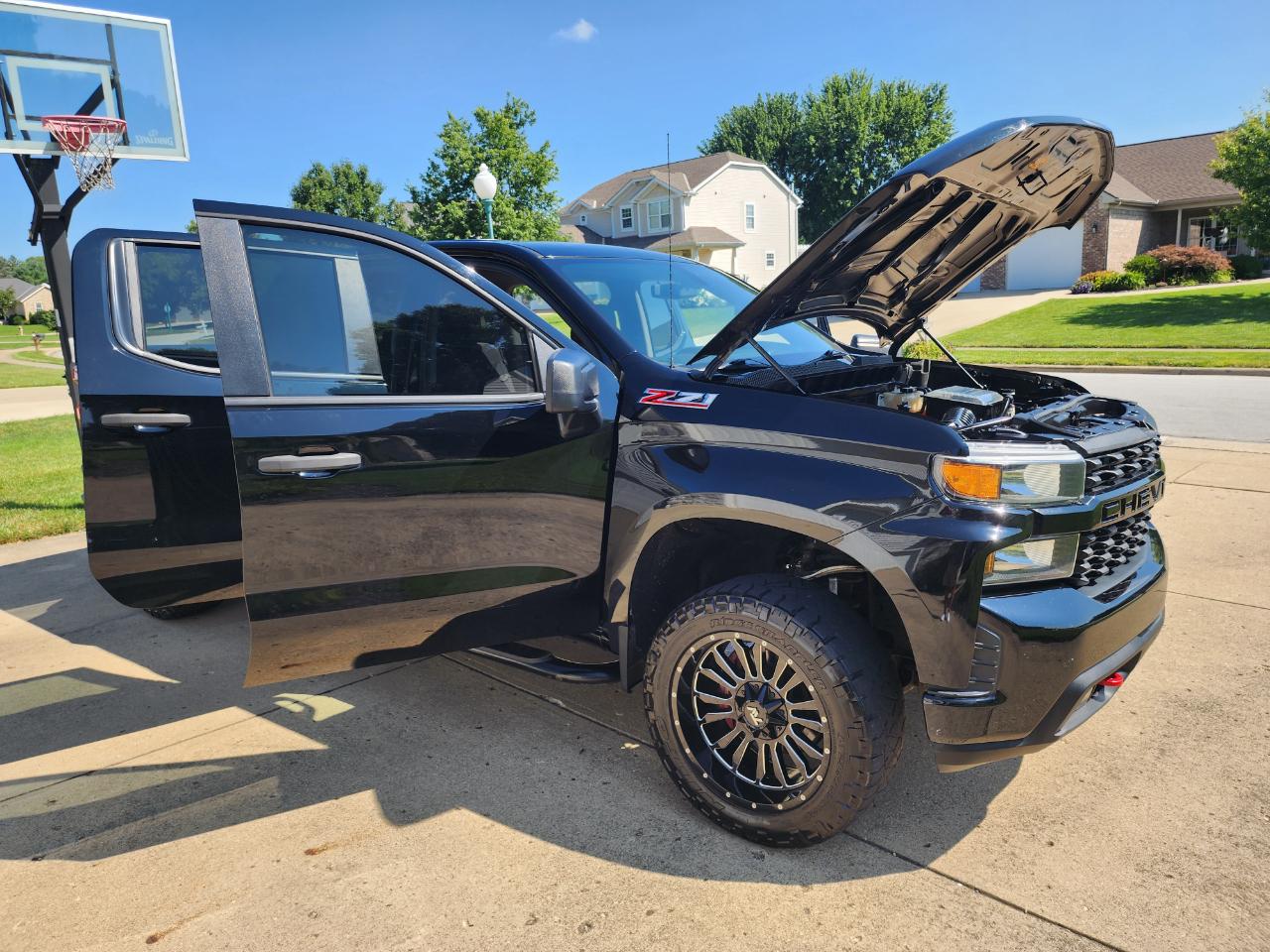 Chevrolet Silverado 1500 4WD Crew Cab 147" Custom Trail Boss 2019