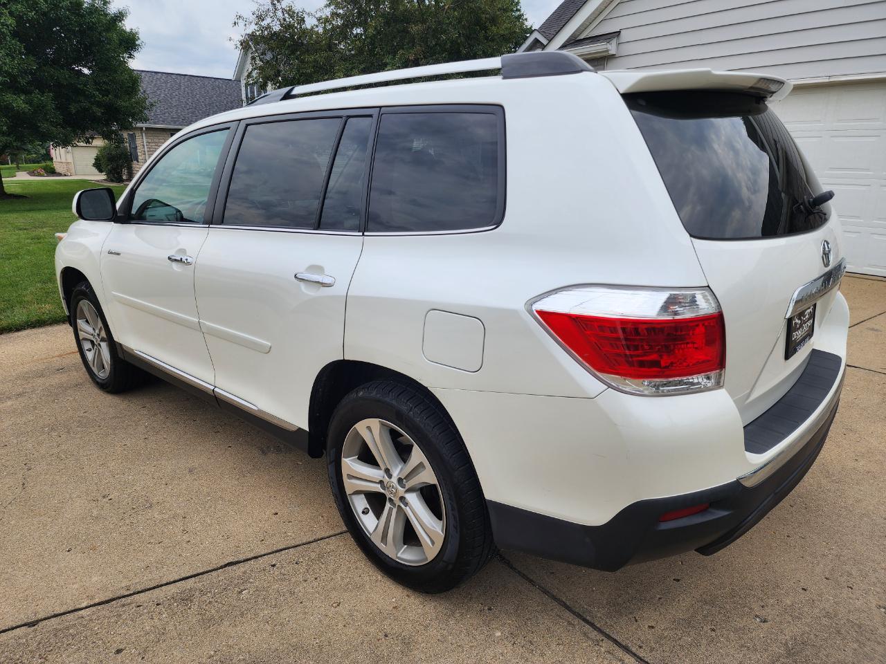 Toyota Highlander 4WD 4dr V6 Limited (Natl) 2012
