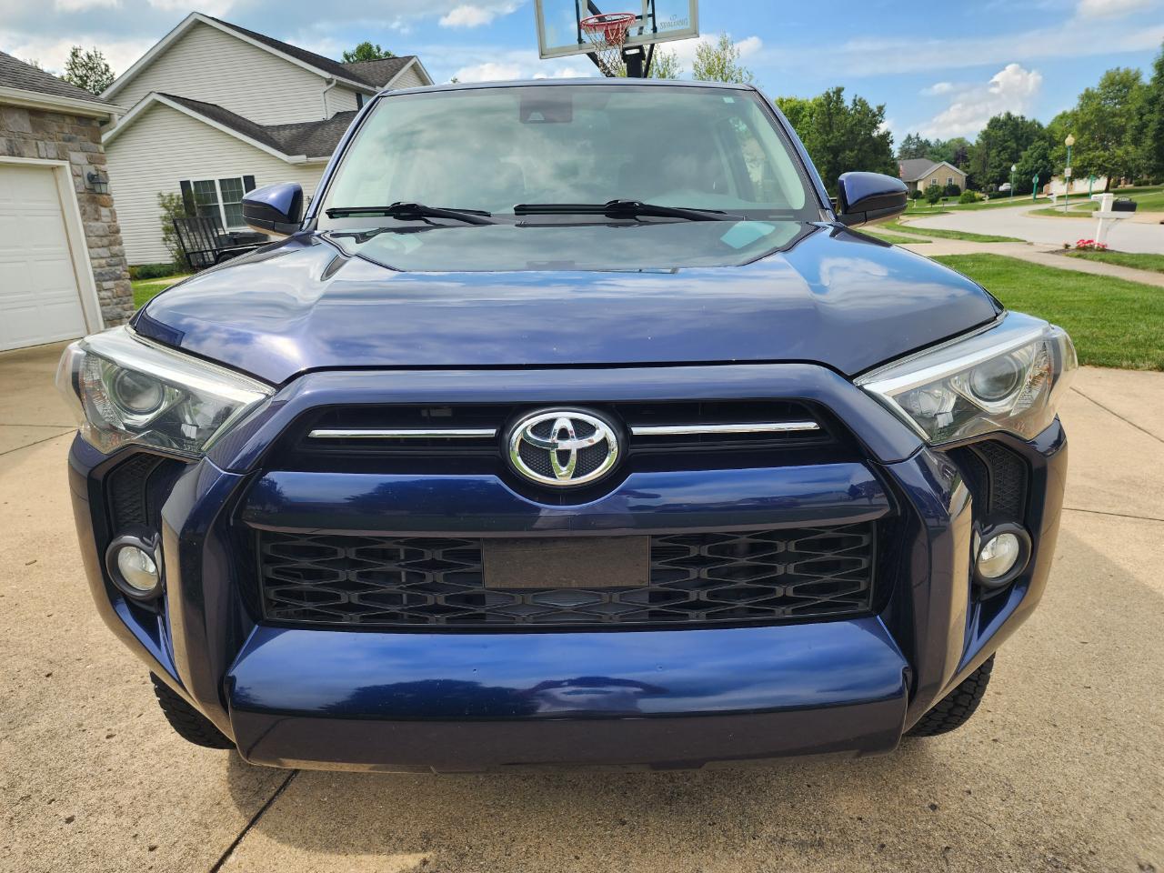 Toyota 4Runner SR5 4WD (Natl) 2020