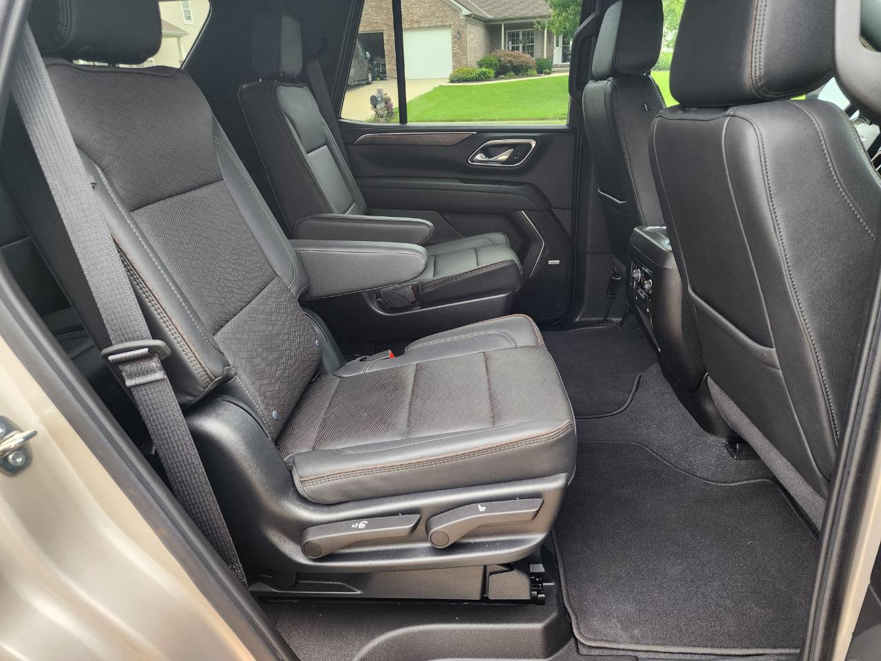 Chevrolet Tahoe 4WD 4dr High Country 2023