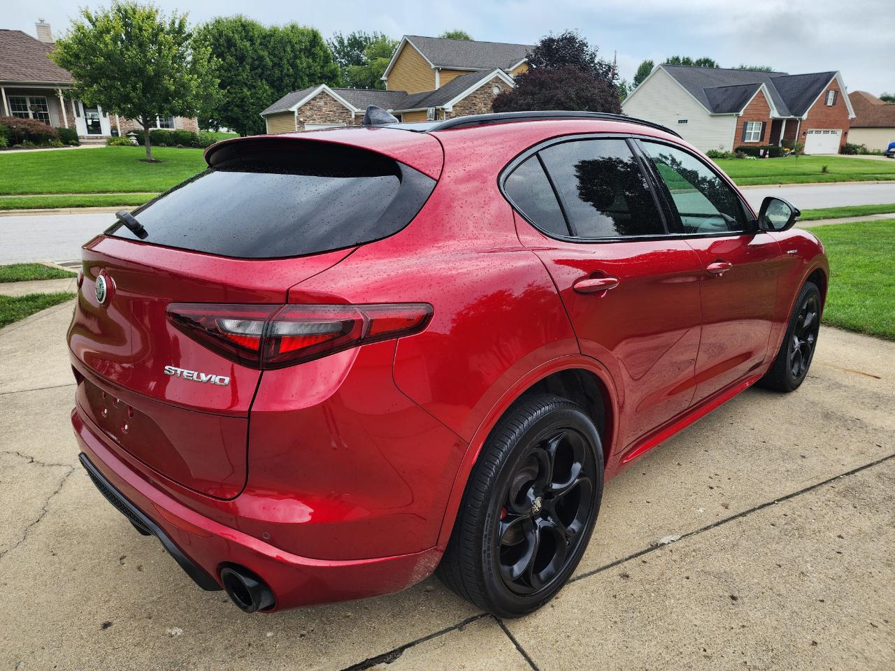 Alfa Romeo Stelvio Veloce AWD 2023